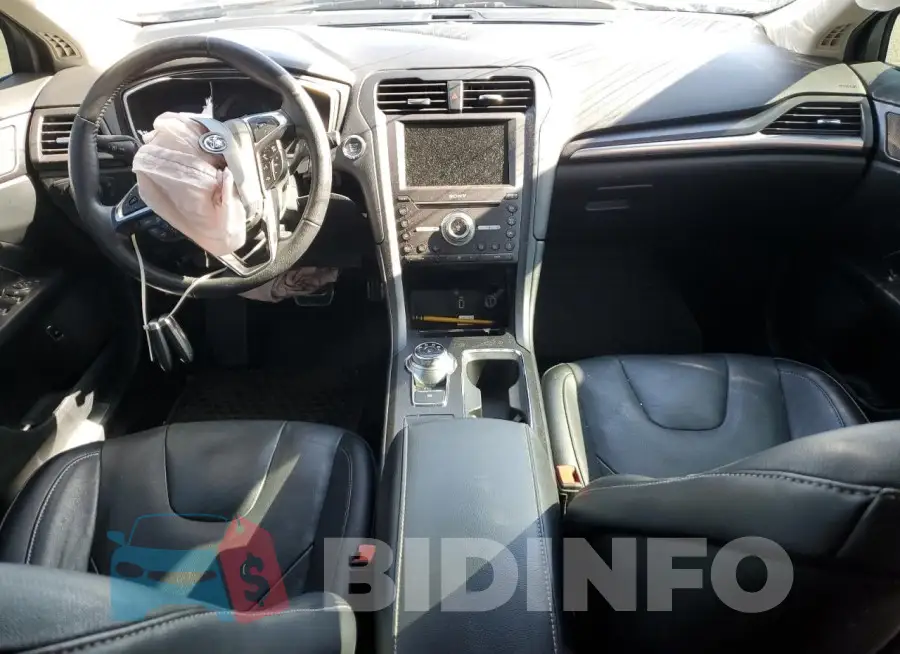 3FA6P0SU0HR350946 Photo# 8