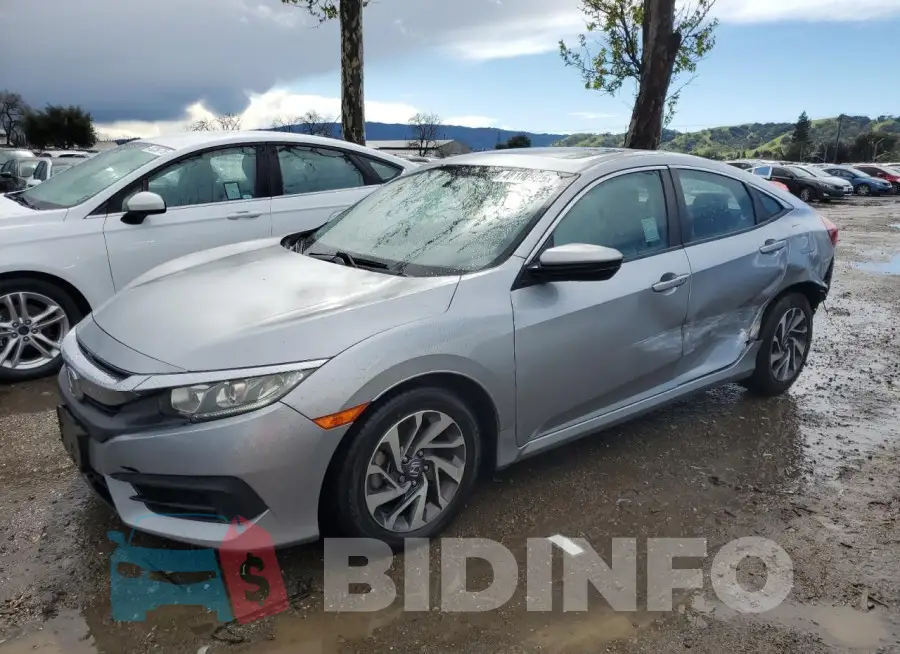 19XFC2F73HE214632 Photo# 1