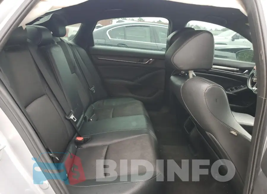 1HGCV1F38MA118613 Photo# 10