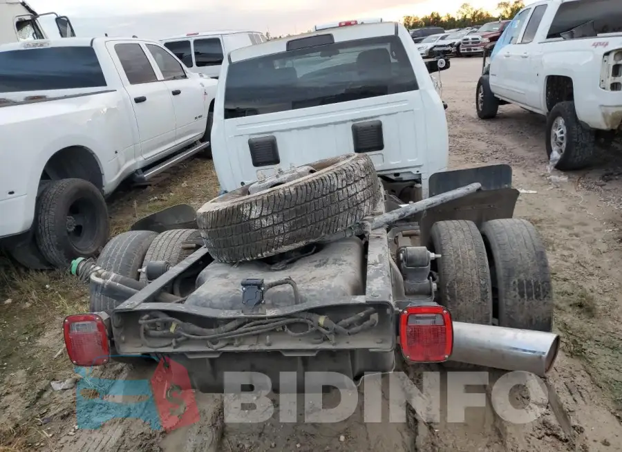 3C7WRTCL3RG152843 Photo# 6