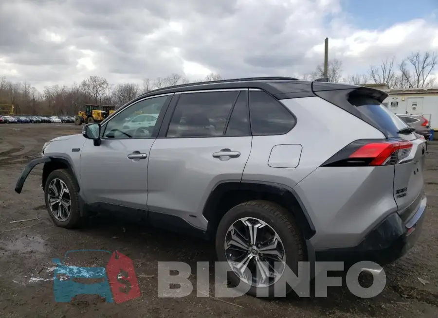 JTMFB3FVXRD184474 Photo# 2