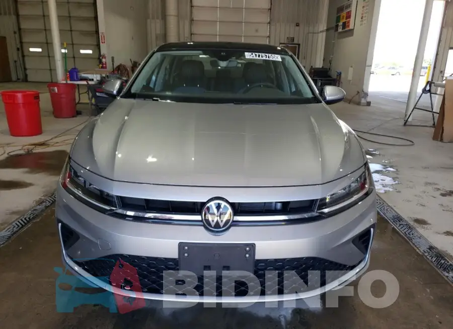 3VW7X7BU4SM028688 Photo# 5