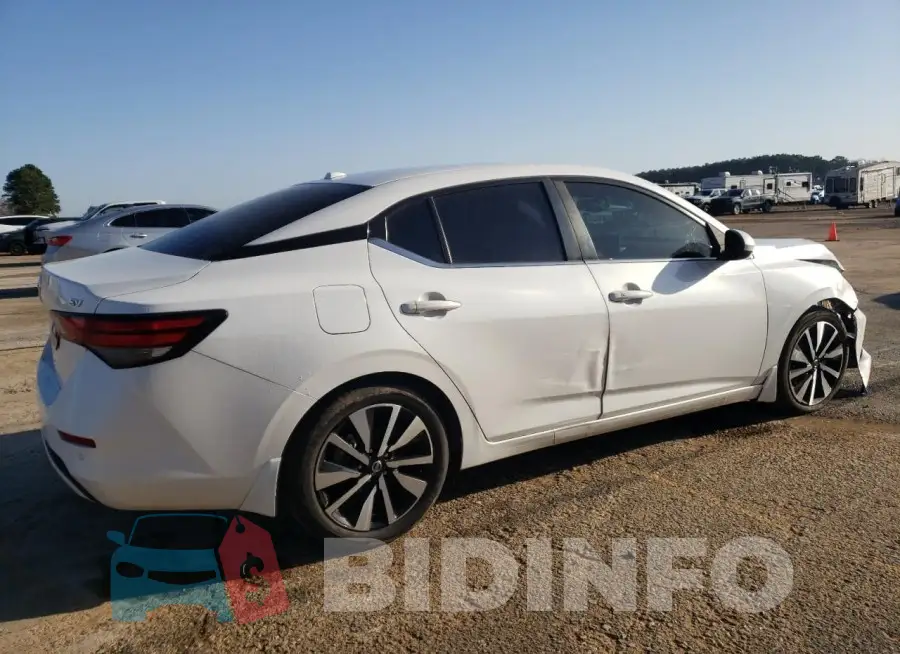 3N1AB8CV9NY211024 Photo# 3