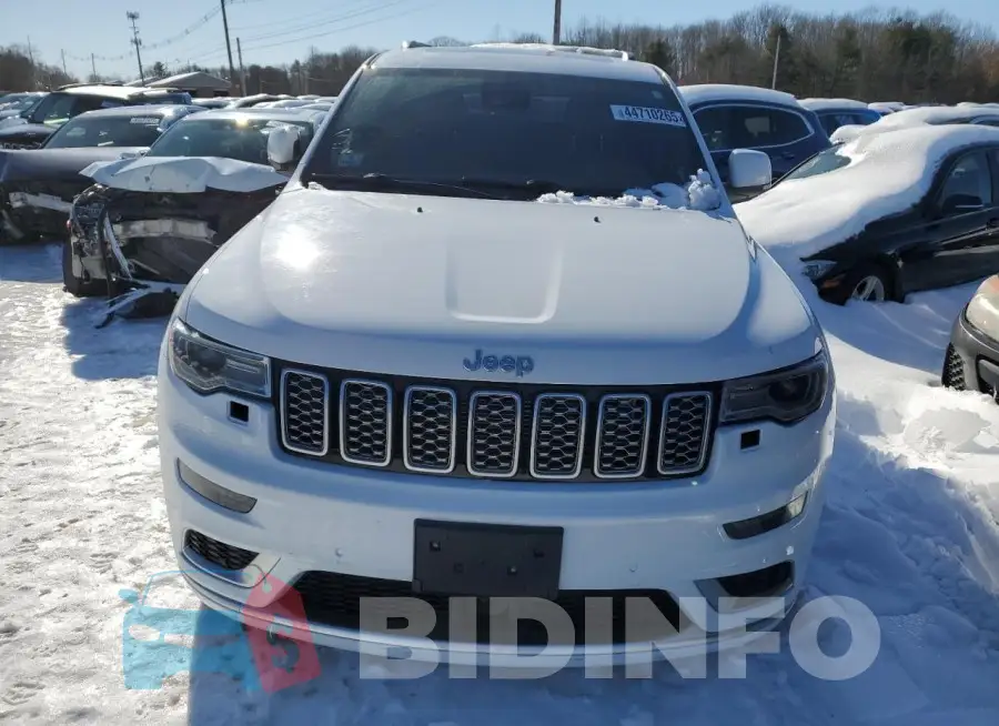 1C4RJFJT7KC625240 Photo# 5