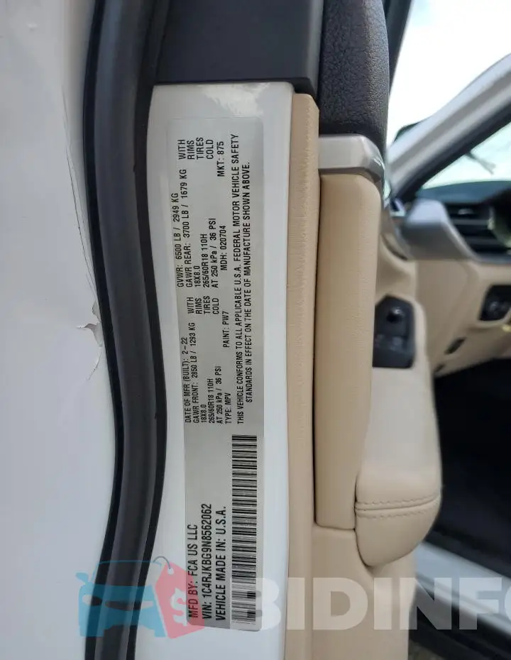 1C4RJKBG9N8562062 Photo# 13