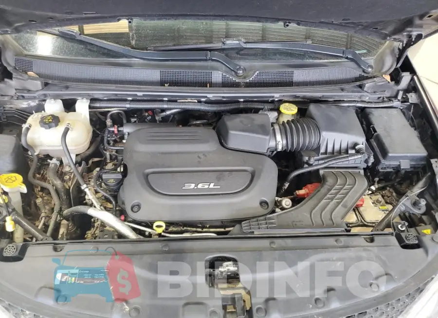 2C4RC1GG2JR351300 Photo# 12