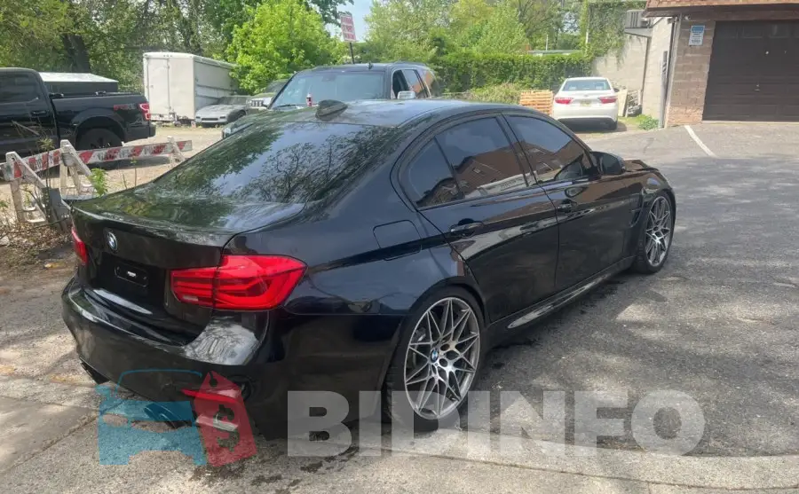 WBS8M9C55J5J78860 Photo# 4