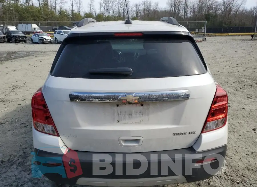KL7CJMSB4GB626176 Photo# 6