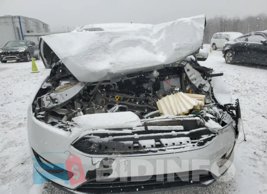 1FADP3H2XJL265809 Photo# 5