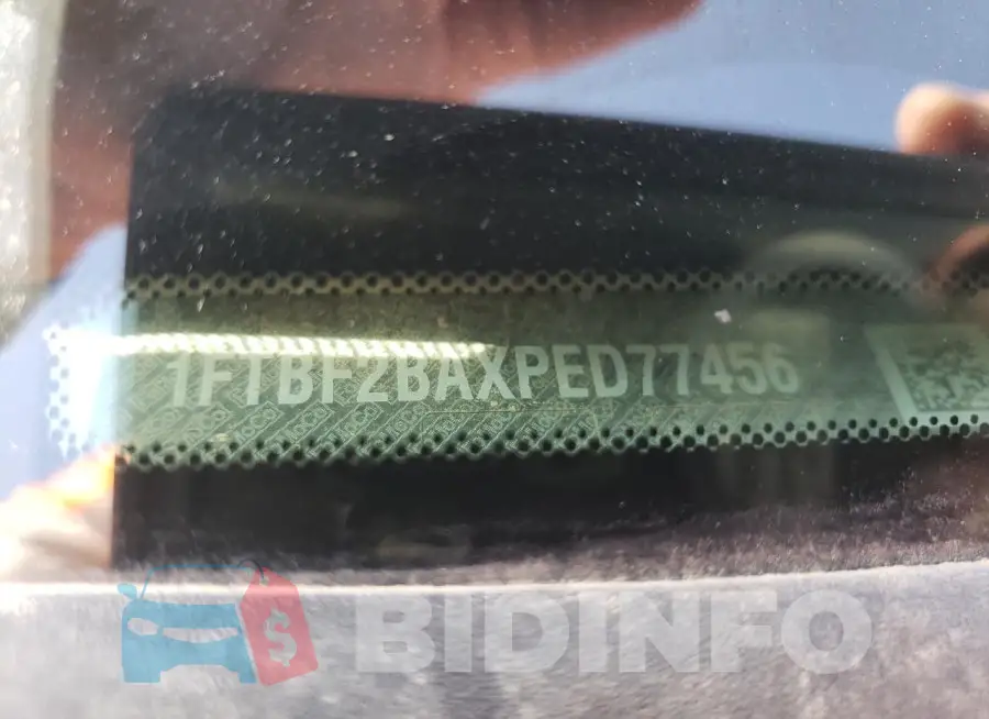 1FTBF2BAXPED77456 Photo# 12