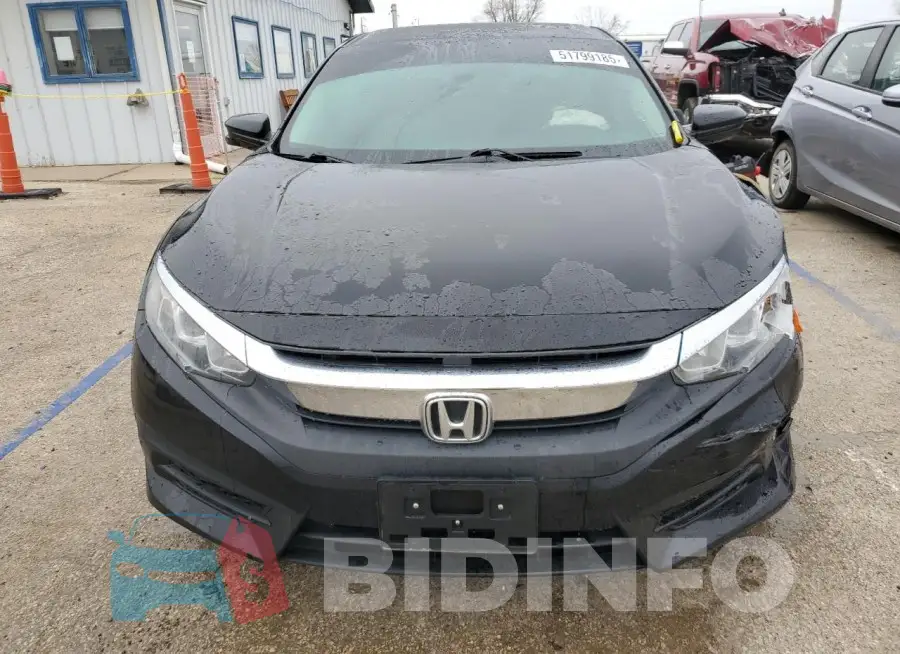 19XFC2F77HE017043 Photo# 5