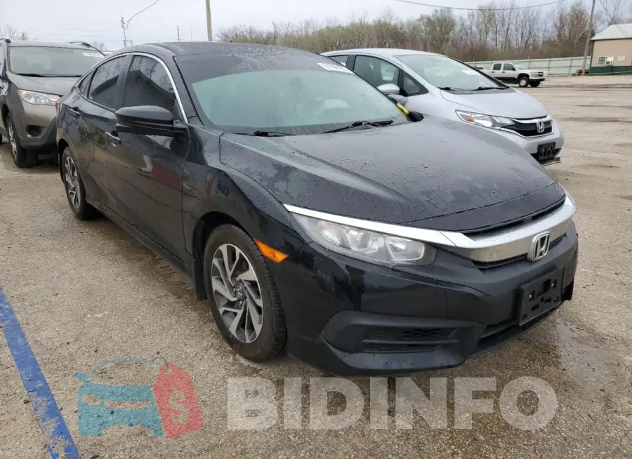 19XFC2F77HE017043 Photo# 4