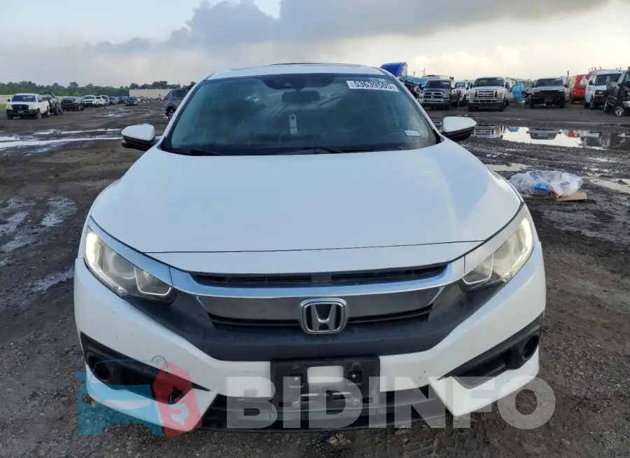 19XFC2F87HE079437 Photo# 5
