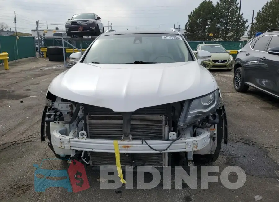 2LMTJ8KR3GBL62465 Photo# 5