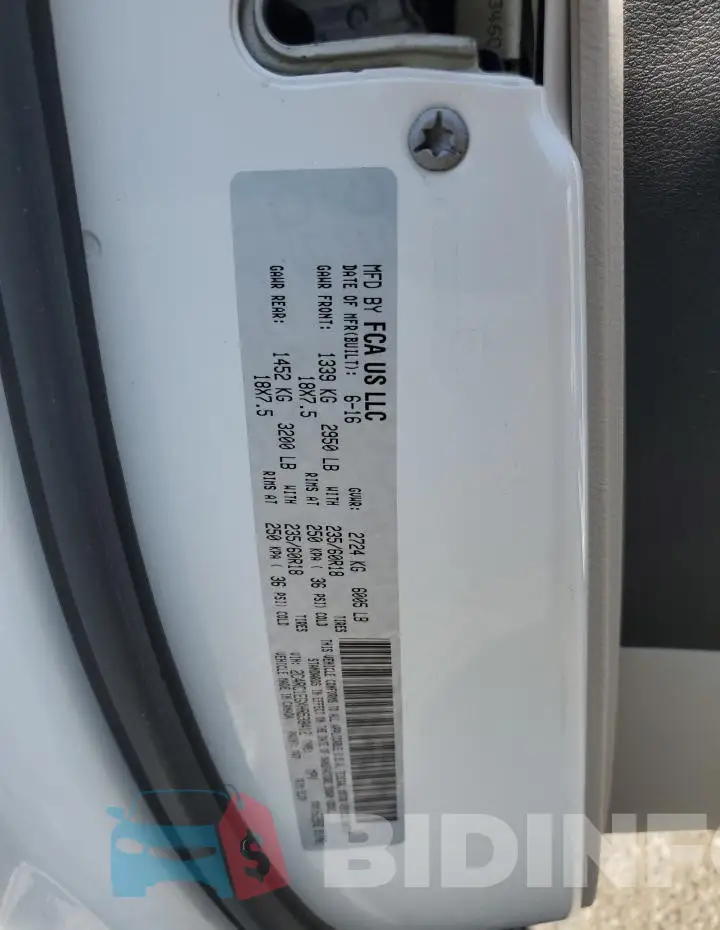 2C4RC1EGXHR538412 Photo# 14
