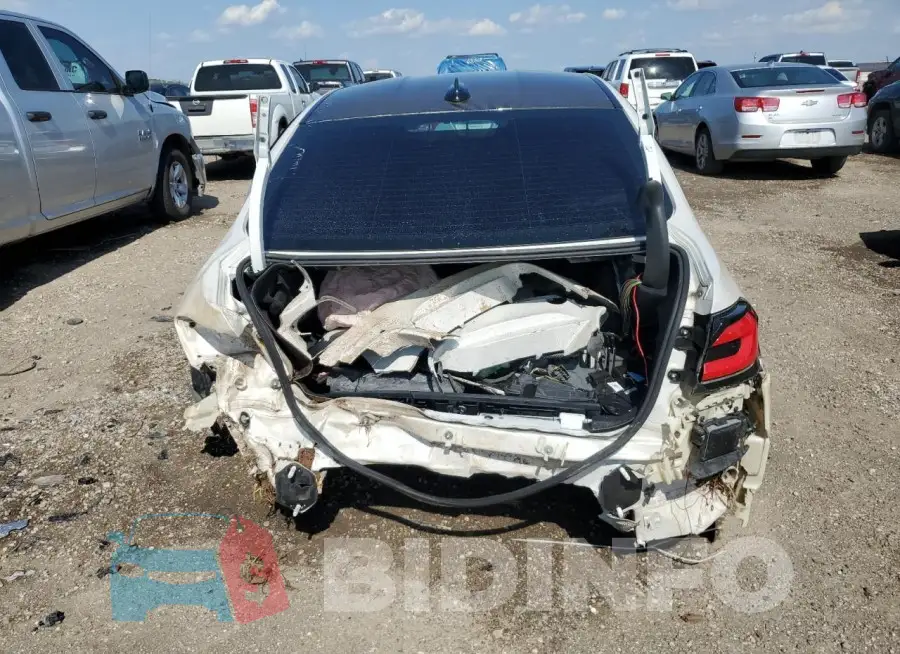 WBS8M9C5XJ5J80099 Photo# 6
