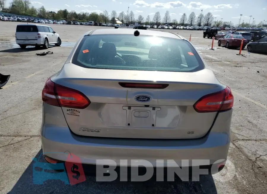 1FADP3F2XHL210113 Photo# 6