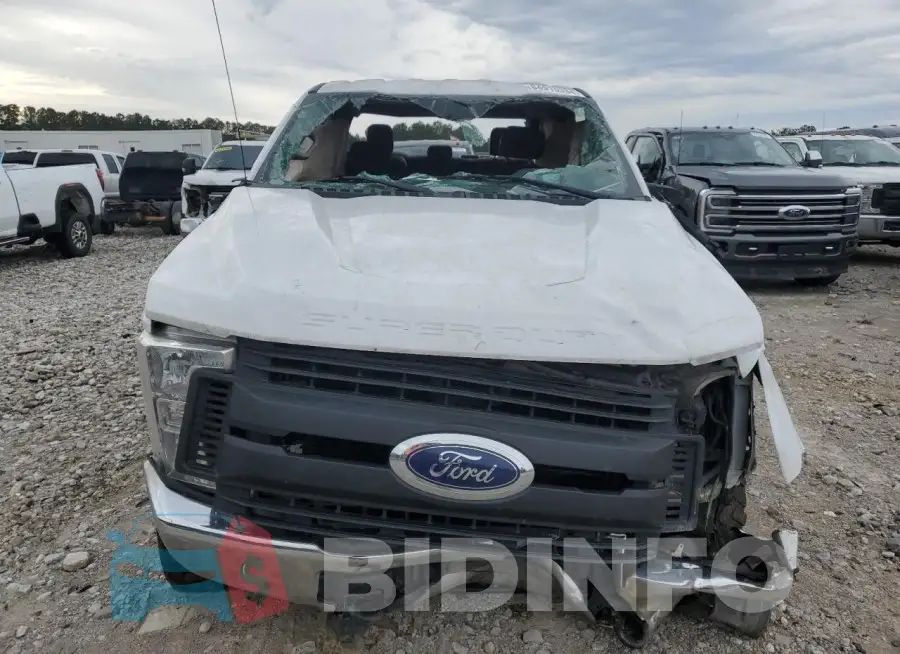 1FT7W3BT5KED68105 Photo# 5