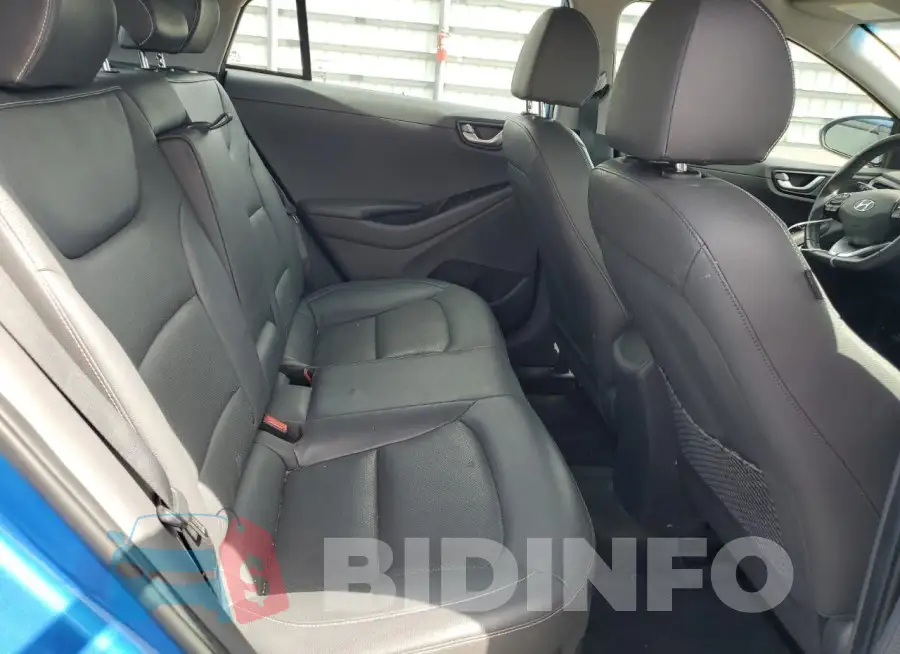 KMHC85LCXHU027621 Photo# 10