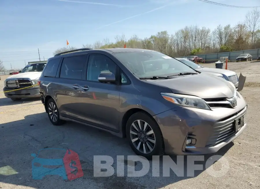 5TDYZ3DC2JS930768 Photo# 4