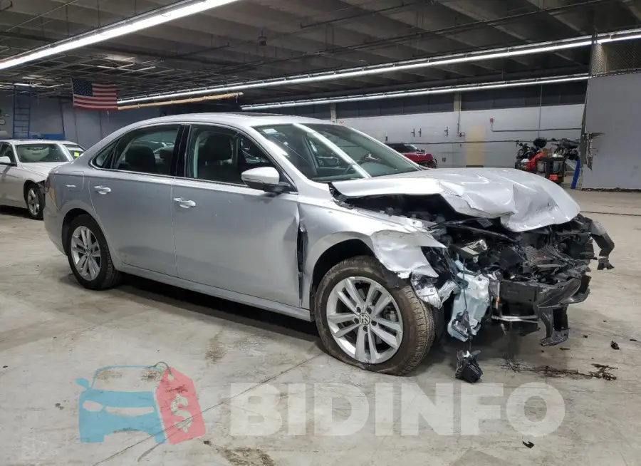 1VWWA7A38LC013538 Photo# 4