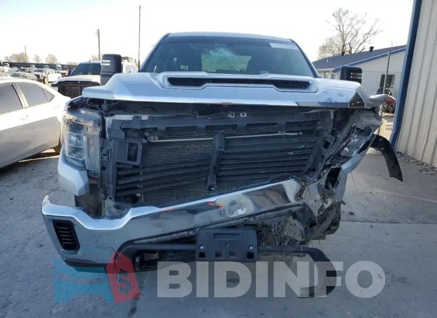 1GT49LE76PF174578 Photo# 5