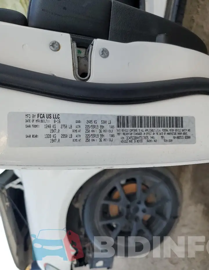 3C4PDCBB4HT517075 Photo# 14