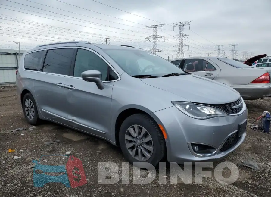 2C4RC1EG0KR746614 Photo# 4