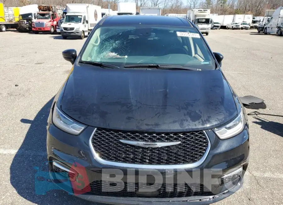 2C4RC1S76RR157114 Photo# 5