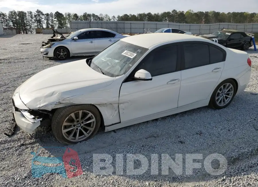 WBA8A9C5XJAD28078 Photo# 1