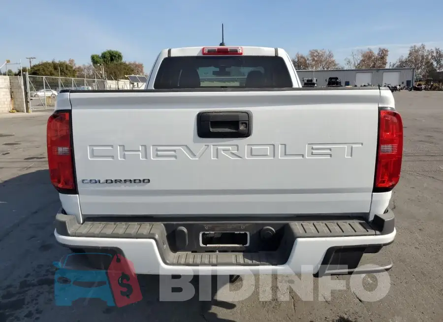 1GCHSBEA5M1253048 Photo# 6