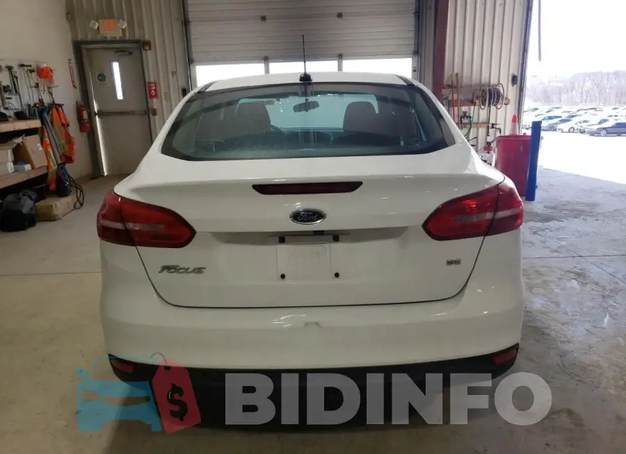 1FADP3F27HL334484 Photo# 6