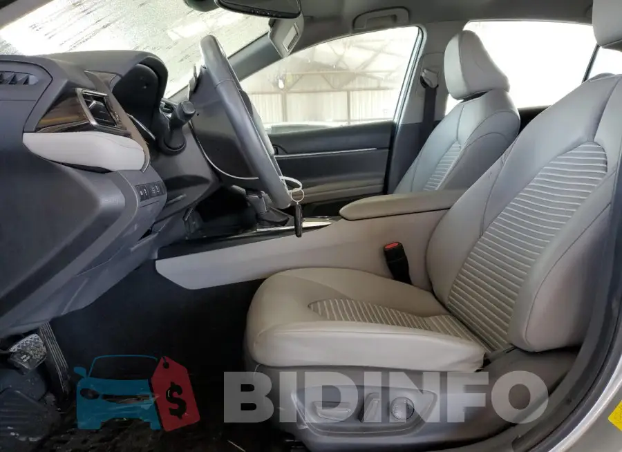 4T1M11AK0LU892019 Photo# 7