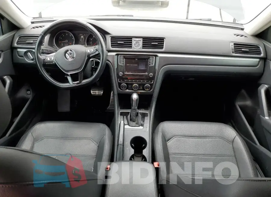 1VWDT7A31HC061035 Photo# 8