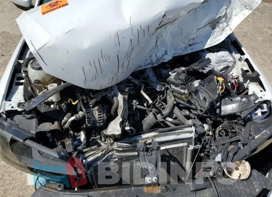 3VW167AJ8JM213843 Photo# 11