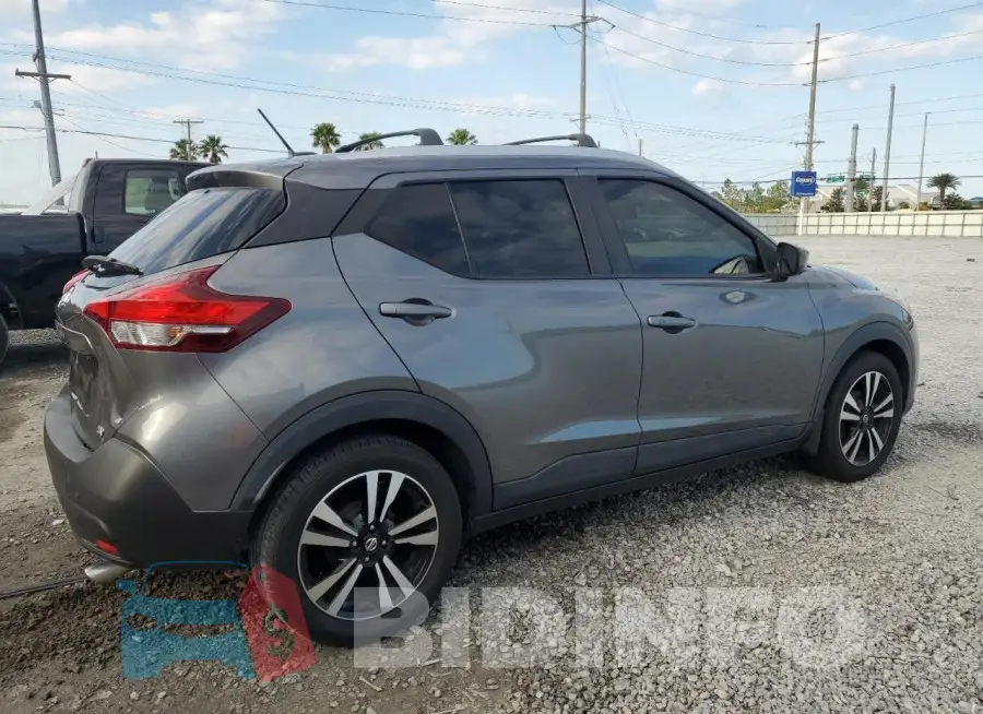 3N1CP5CU5KL512964 Photo# 3