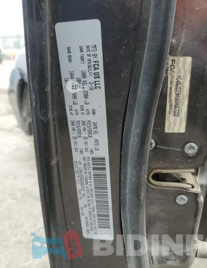 1C4NJDEB6GD687332 Photo# 13
