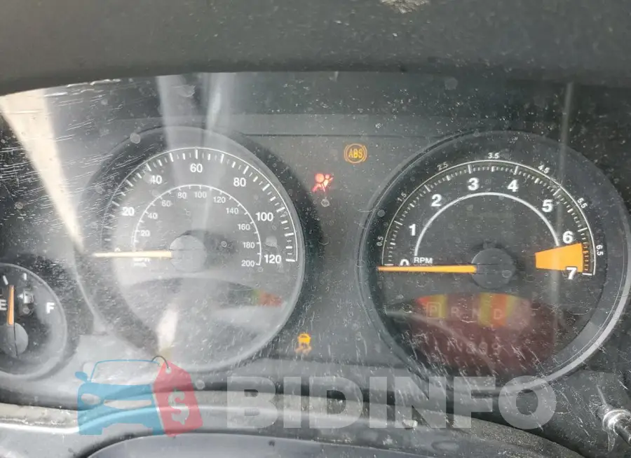 1C4NJPBB0HD187819 Photo# 9