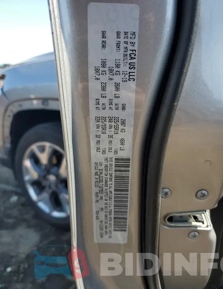 3C4NJDCB2LT167555 Photo# 13