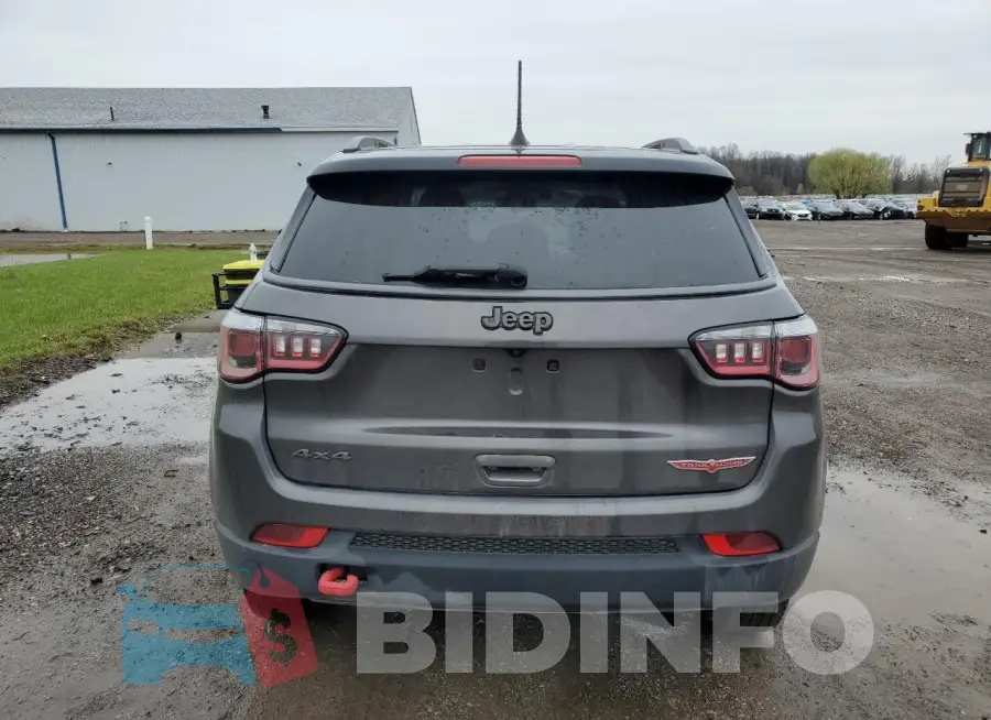 3C4NJDDB1LT108933 Photo# 6