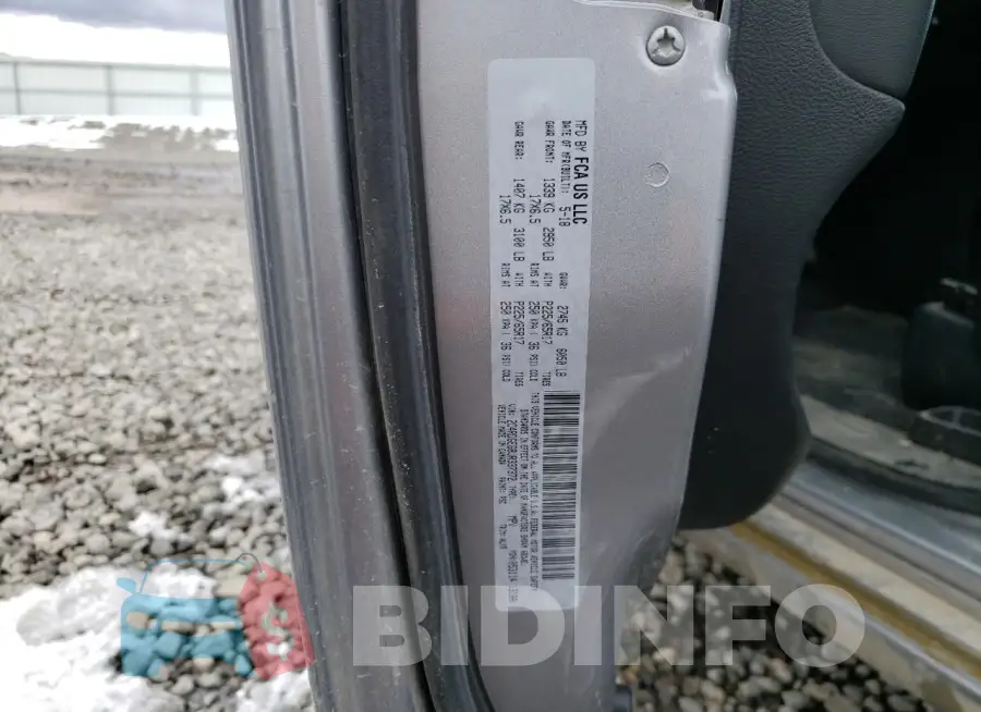 2C4RDGEG8JR337372 Photo# 13
