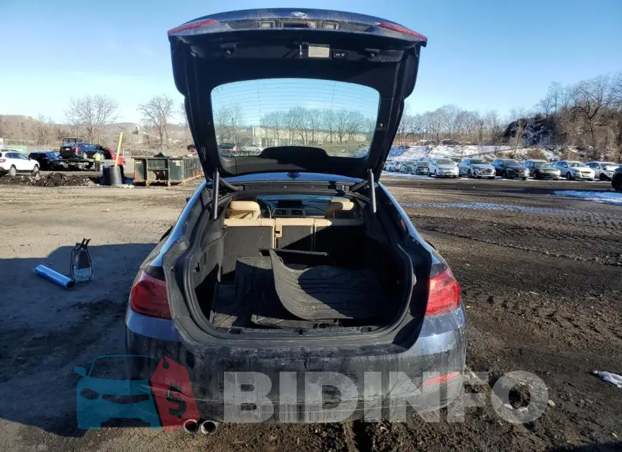 WBA4J3C55KBL07255 Photo# 6