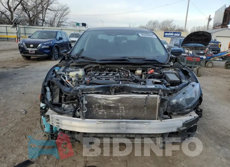 19XFC1F34ME010083 Photo# 5