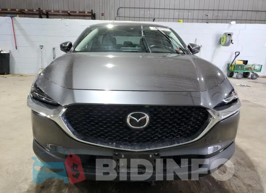 3MVDMBCLXMM272483 Photo# 5
