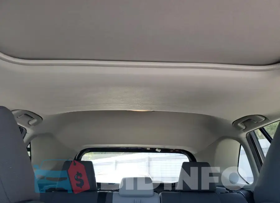 2T3W1RFV2LC052018 Photo# 10