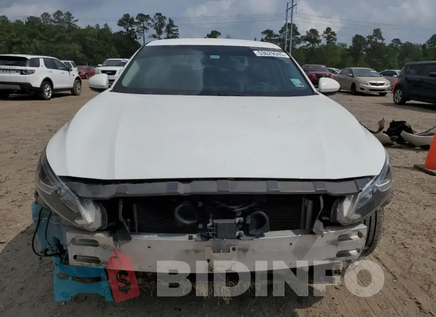 1N4BL4BV7KC149397 Photo# 5