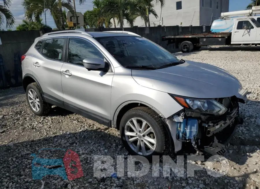 JN1BJ1CR7HW116023 Photo# 4