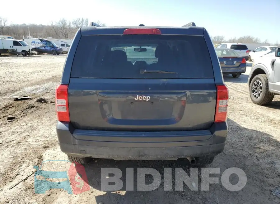 1C4NJPBB5GD537394 Photo# 6