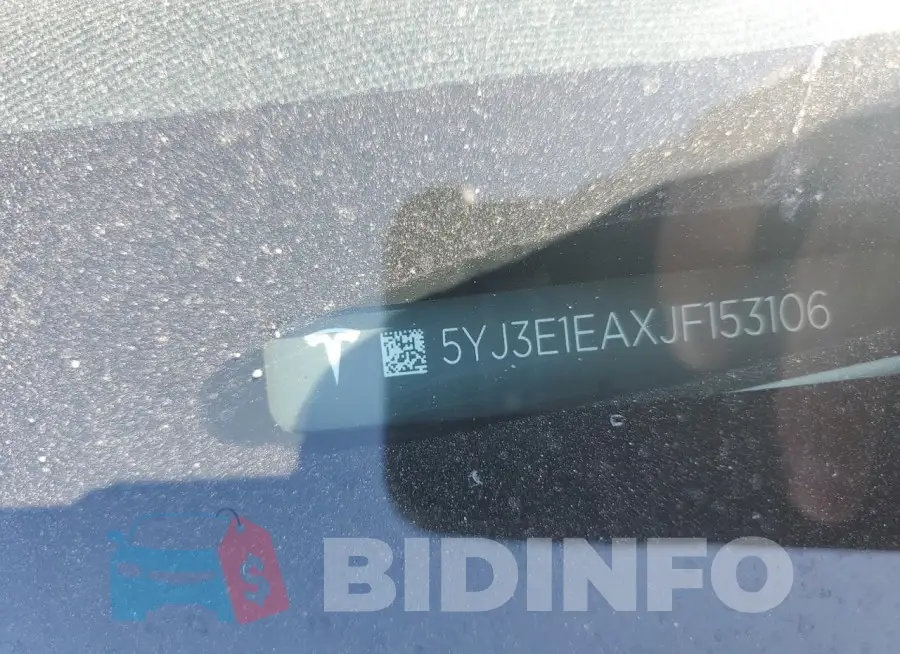 5YJ3E1EAXJF153106 Photo# 12