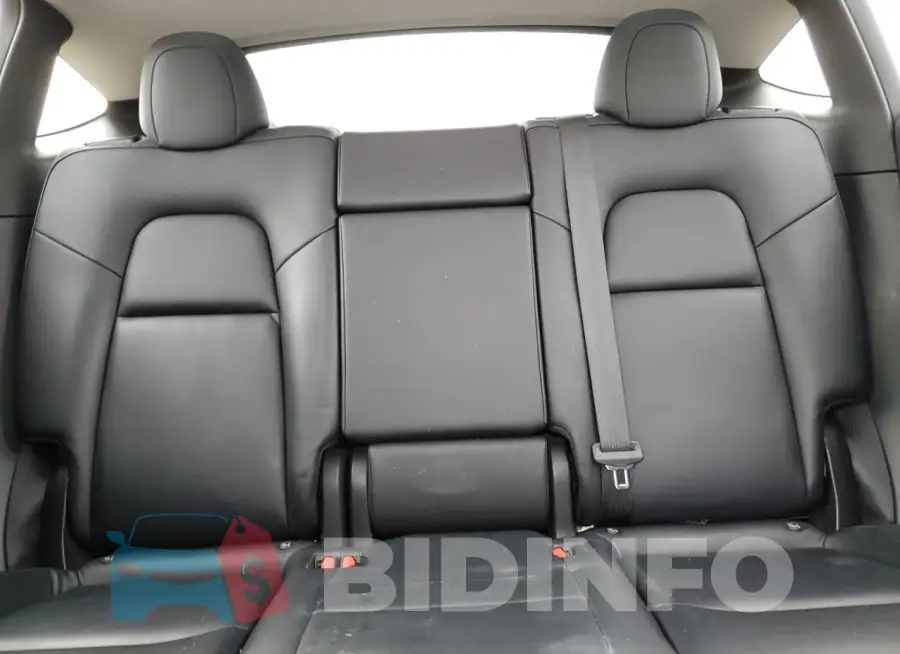 7SAYGDEE3NF551917 Photo# 10
